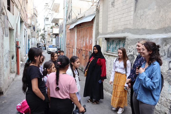 Volunteer to Help Palestinian Refugees