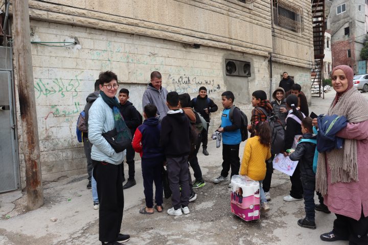 Volunteer to Help Palestinian Refugees